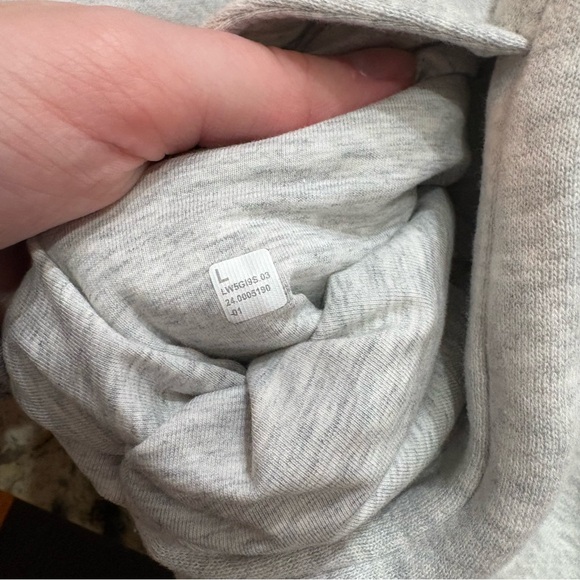 Lululemon Scuba Mid-Rise Oversized Jogger - Picture 3 of 5